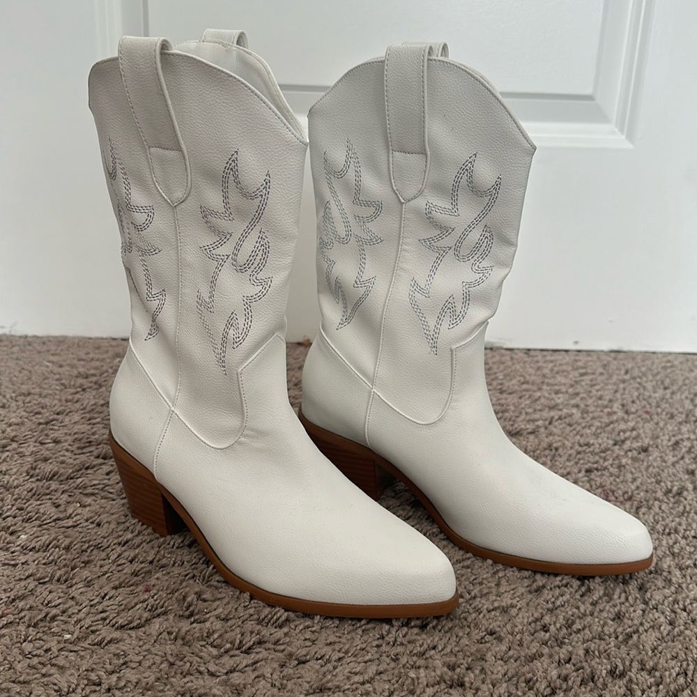 White Cowgirl Boots